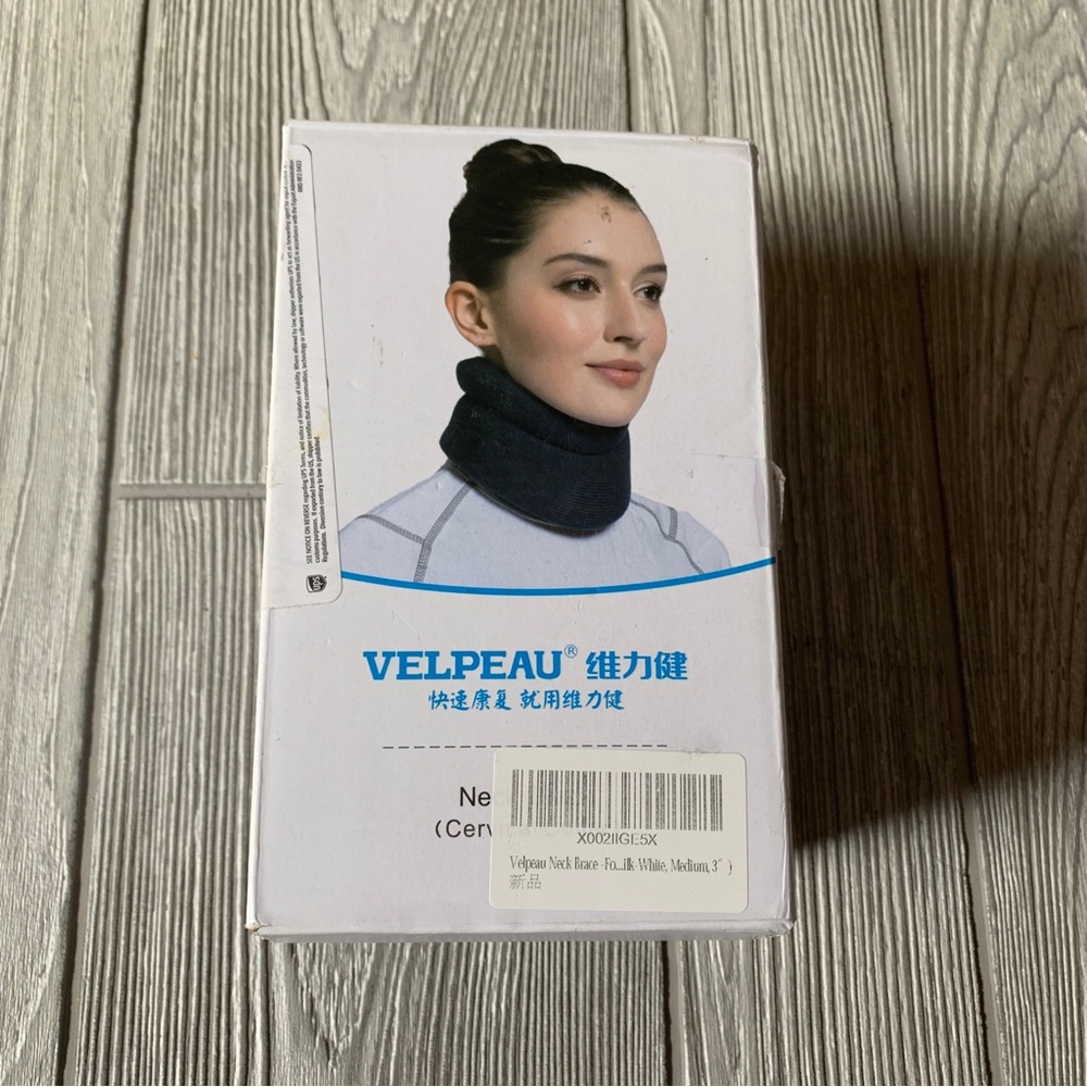VELPEAU Neck Brace -Foam Cervical Collar Soft Neck Support Relieves Pain VP0202